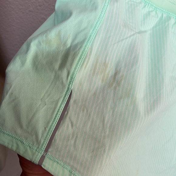 Lululemon - Picture 5 of 6